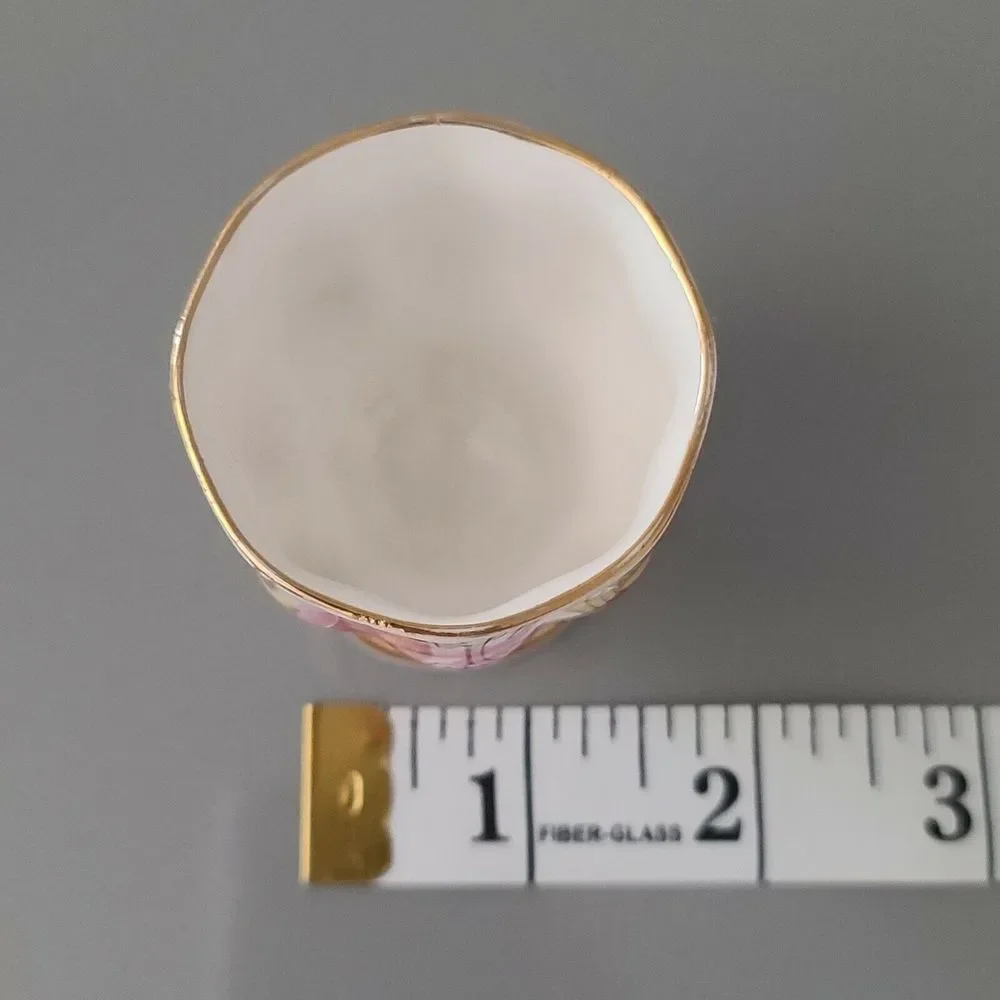 Royal Albert | SERENA Floral Design Vintage painted Egg Cup RARE VINTAGE